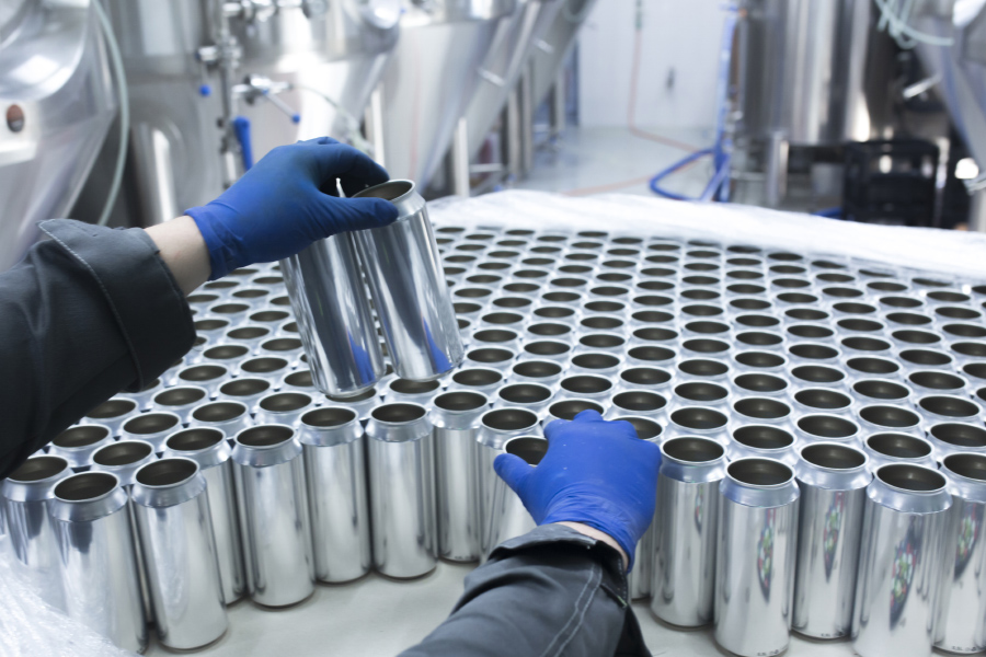 Driving Edge AI Innovation: Synthetic Can Dataset for Manufacturing Driving Edge AI Innovation: Synthetic Can Dataset for Manufacturing